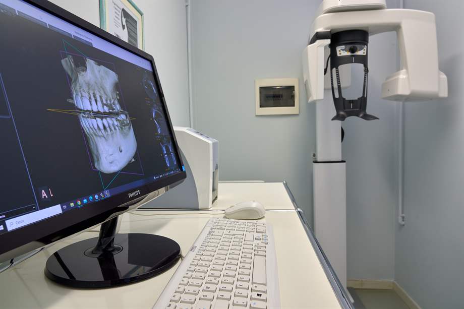 Mass Image Compressor Compressed this image. https://sourceforge.net/projects/icompress/ with Quality:65